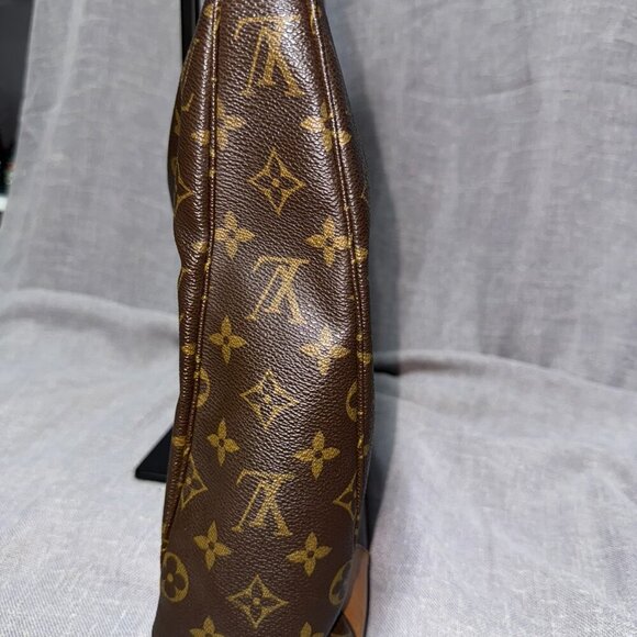 **Authentic** LOUIS VUITTON MONOGRAM BOULOGNE 35 SHOULDER BAG - Picture 2 of 11
